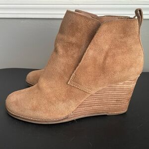 Lucky Brand Tan Suede Wedge Ankle Boots